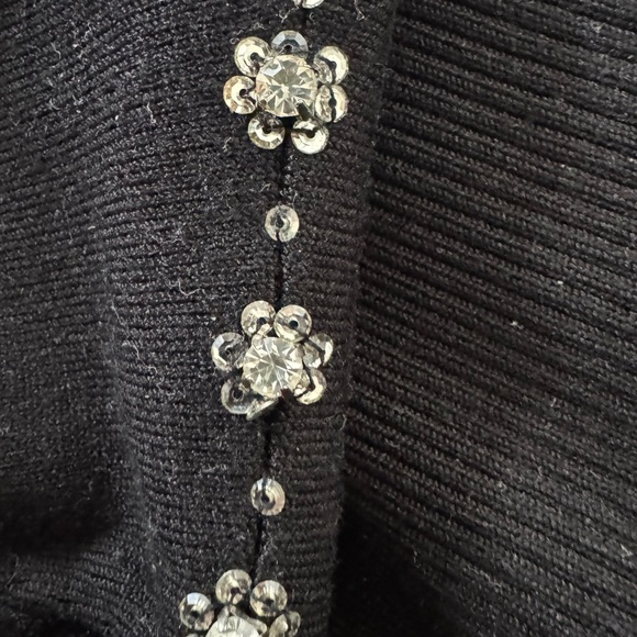 ❤️‍🔥50%❤️‍🔥 Cache Black Sweater with Rhinestone Detailing - Picture 5 of 7